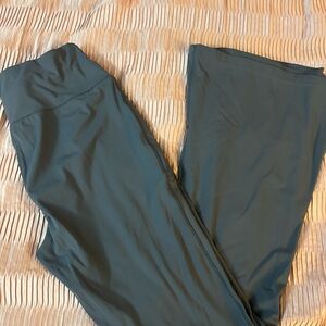 Stylish Gray Leggings